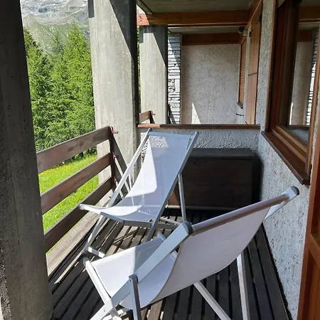 Appartamento Rododendro Ski-in Ski-out Cir 0491 *