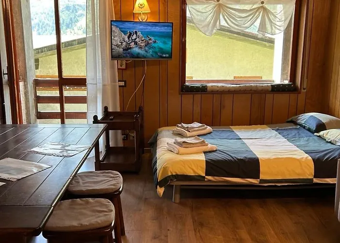 Rododendro Ski-in Ski-out Cir 0491 *